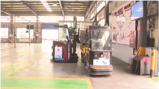 看5G“智慧工廠”如何提高工作效率！